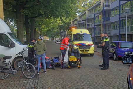 Man op fiets raakt gewond bij botsing met auto aan de Teisterbantlaan Waalwijk