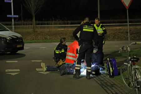 Man ligt gewond op fietspad aan de Prof. Asserweg Waalwijk