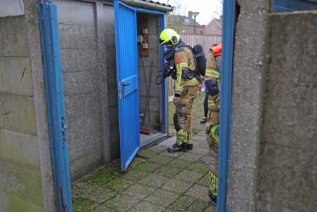 Papier in brand in schuur aan de Pater van den Elzenstraat Waalwijk