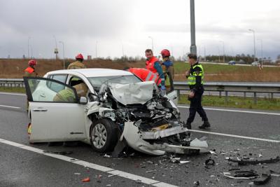 Ravage op A59 bij Waalwijk na ernstig ongeval