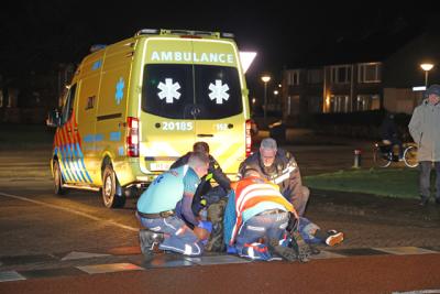 Man op elektrische step raakt gewond bij botsing met auto op het Halve Zolenpad Waalwijk