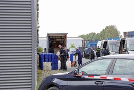 Politie ontmantelt drugslab aan de Schutweg Waalwijk
