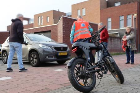 Aanrijding tussen auto en fatbike op fietspad in Waalwijk