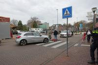 Vrouw aangereden op zebrapad bij Action in Waalwijk