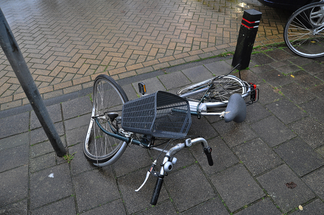 Ernstig ongeval met fietser aan de Molenvlietstraat Waalwijk