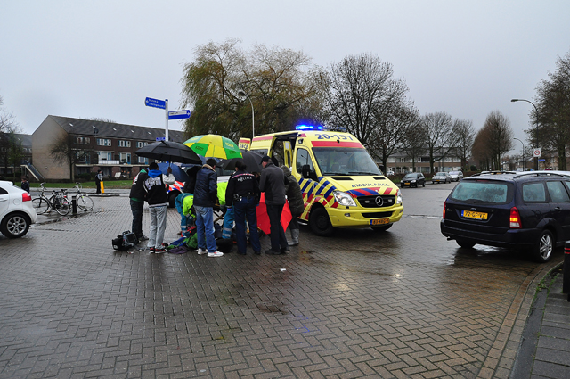 Ernstig ongeval met fietser aan de Molenvlietstraat Waalwijk