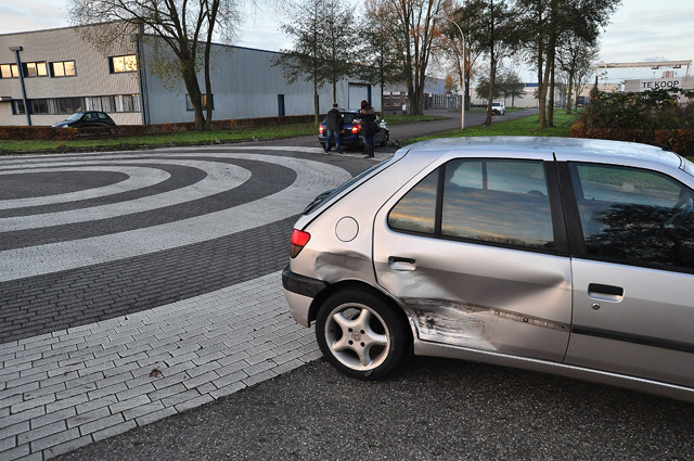 Aanrijding aan de Industrieweg Waalwijk