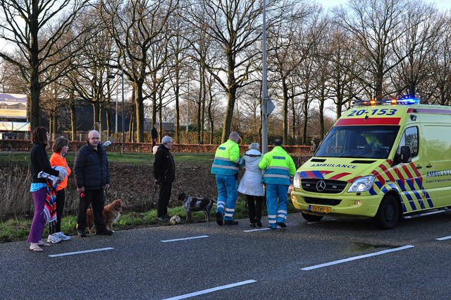 Vrouw valt van fiets aan de Ambrosiusweg Waalwijk