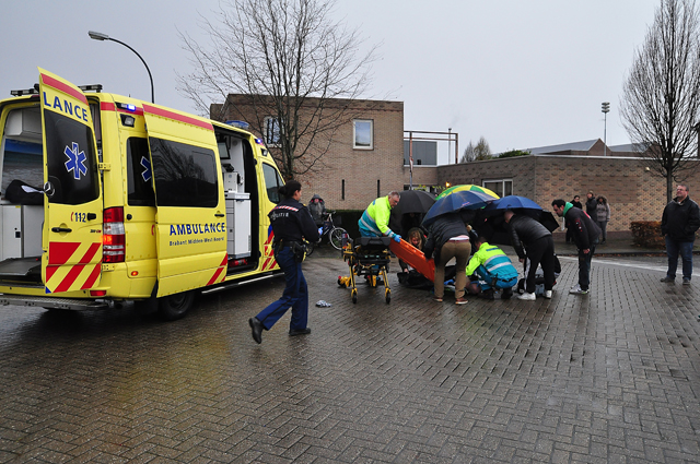 Ernstig ongeval met fietser aan de Molenvlietstraat Waalwijk