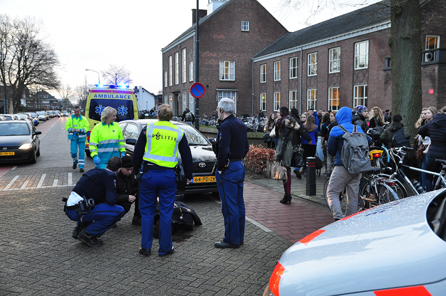 Scholiere aangereden aan de DR. Mollerlaan Waalwijk
