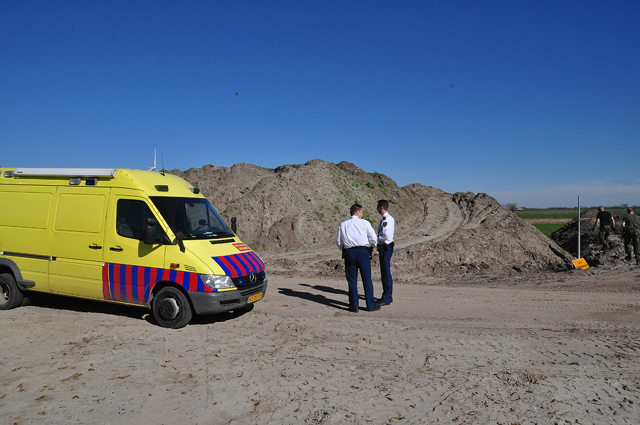 EOD laat 45 kilo brisantbom ontploffen aan de Hazardweg Waalwijk