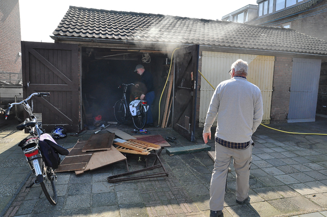 Brand in schuur aan de Nicolaas Beetsstraat Waalwijk