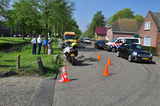 Motoragent betrokken bij aanrijding met fietser aan de Eerste Zeine Waalwijk