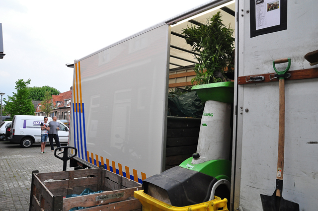 Flinke hennepkwekerij geruimd aan de Crispijnstraat Waalwijk