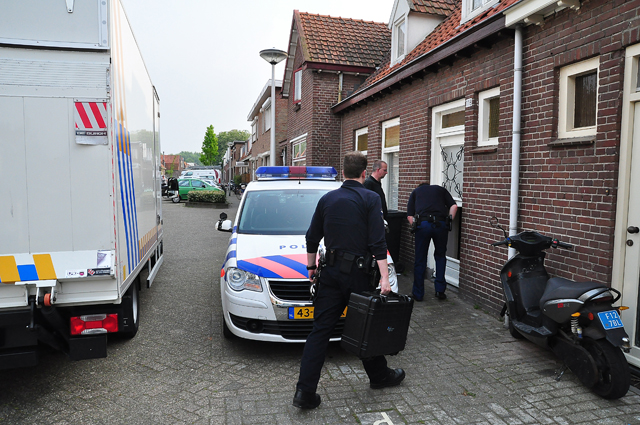 Flinke hennepkwekerij geruimd aan de Crispijnstraat Waalwijk