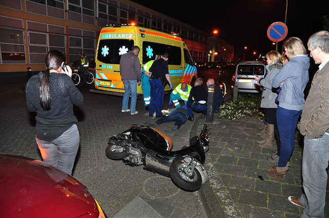 Man zwaargewond  aan de Grotestraat Waalwijk