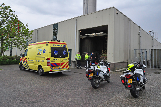Man gewond door ongeval met heftruck aan de Vijzelweg Waalwijk