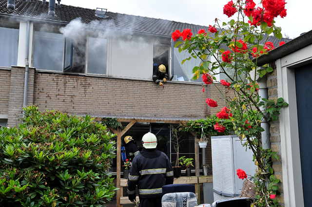 Woningbrand aan de Hugo Wolfstraat Waalwijk