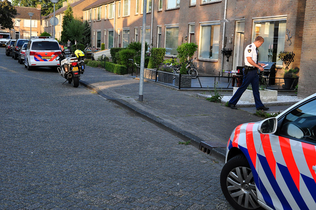 Vechtpartij aan de Domela Nieuwenhuisstraat Waalwijk