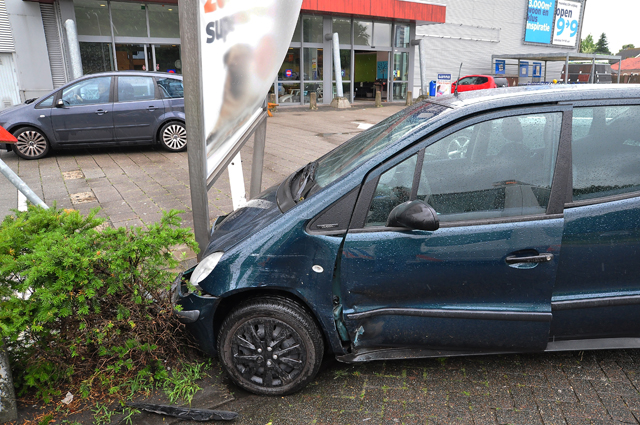 Man met teveel alcohol op veroorzaakt ongeval aan de Prof. Lorentzweg Waalwijk