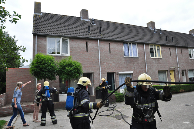Zolderbrand aan de Wilhelmina Druckerstraat Waalwijk