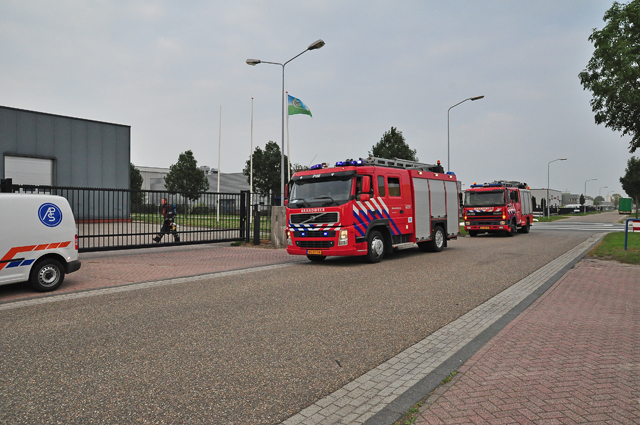 Brandweer rukt uit voor brandalarm aan de Zijlweg Waalwijk