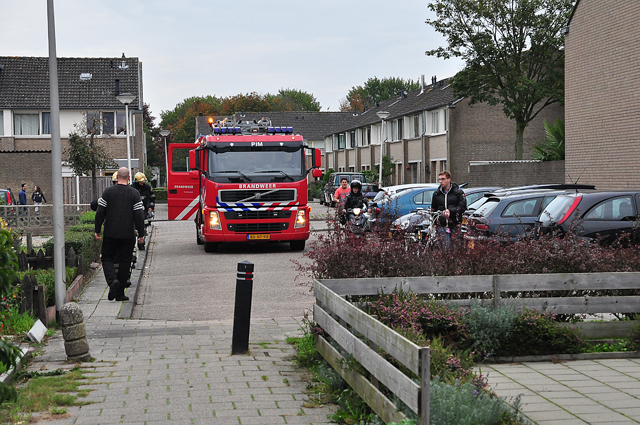 Brandalarm gaat af in woning aan de Karl Zellerstraat Waalwijk