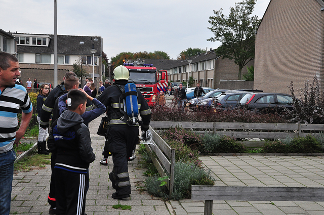 Brandalarm gaat af in woning aan de Karl Zellerstraat Waalwijk
