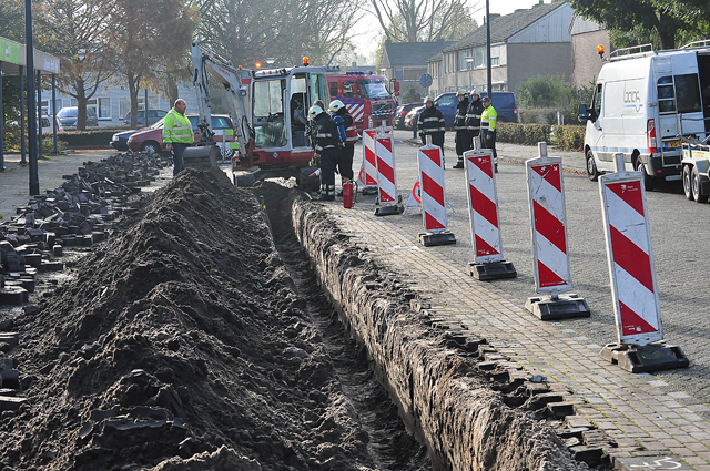 Politie sluit straat af tijdens gaslek aan de Mr. Goeman Borgesiusstraat Waalwijk