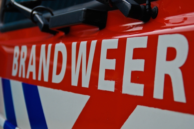 Bewoonster wordt uit bed gebeld door hulpdiensten aan de Heinrich Schutzsingel Waalwijk