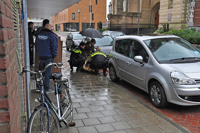 Meisje raakt gewond bij aanrijding aan het Sint Jansplein Waalwijk