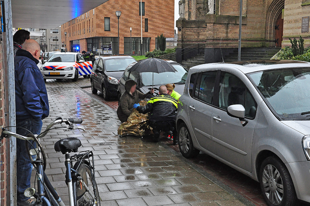 Meisje raakt gewond bij aanrijding aan het Sint Jansplein Waalwijk