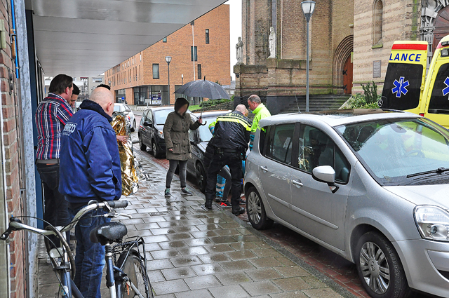 Meisje raakt gewond bij aanrijding aan het Sint Jansplein Waalwijk
