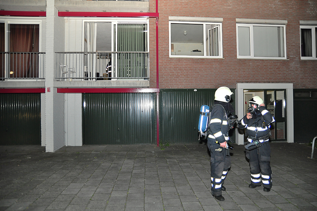 Man sticht brand in zijn eigen woning aan de Noordstraat Waalwijk