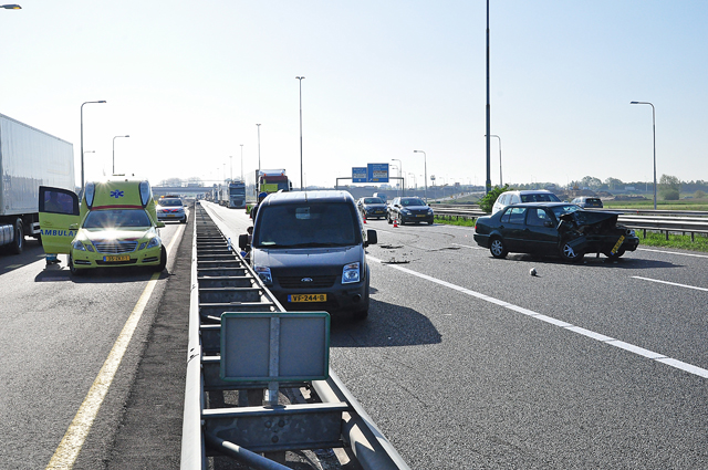 Gewonde bij ongeval op A59 (Maasroute) Waalwijk