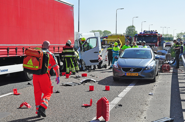 UPDATE: Man zwaargewond na ongeval op de A59 (Maasroute) Waalwijk
