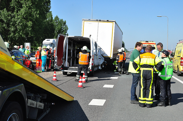 UPDATE: Man zwaargewond na ongeval op de A59 (Maasroute) Waalwijk
