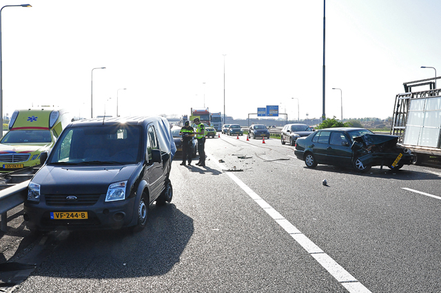Gewonde bij ongeval op A59 (Maasroute) Waalwijk