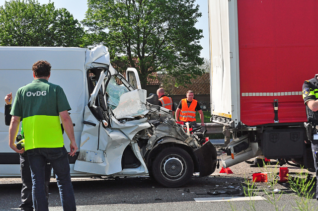 UPDATE: Man zwaargewond na ongeval op de A59 (Maasroute) Waalwijk