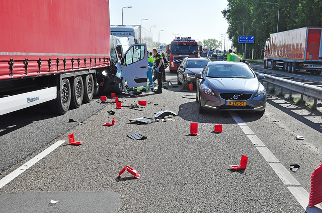 UPDATE: Man zwaargewond na ongeval op de A59 (Maasroute) Waalwijk