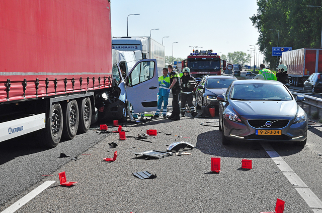 UPDATE: Man zwaargewond na ongeval op de A59 (Maasroute) Waalwijk