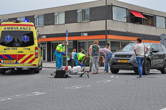 Man aangereden op beruchte kruising aan de Grotestraat Waalwijk