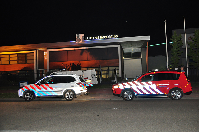 Klopjacht op inbreker aan de Prof. Asserweg Waalwijk