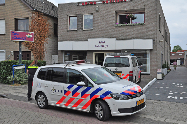 UPDATE: Geld buitgemaakt bij overval Toko aan de Eerste Zeine Waalwijk