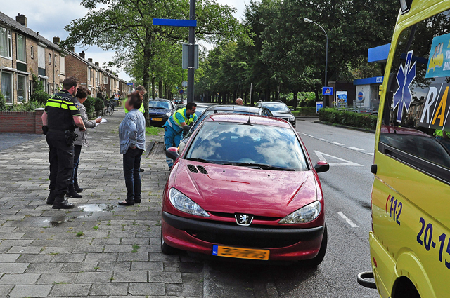 Weer een ongeval aan de Groenewoudlaan Waalwijk