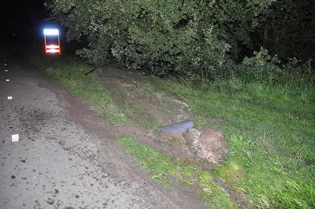 Auto crasht aan de Drunenseweg Waalwijk