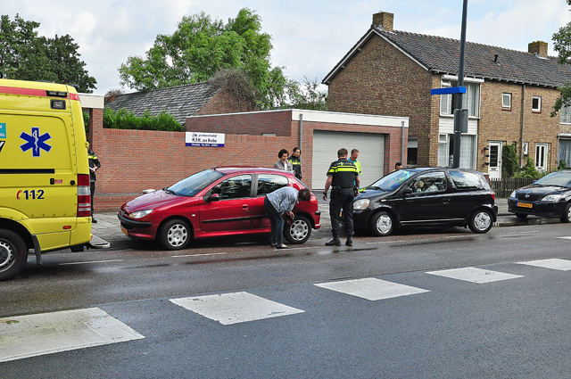 Weer een ongeval aan de Groenewoudlaan Waalwijk