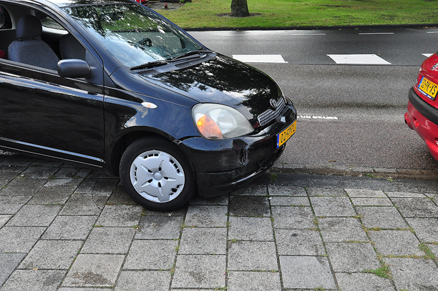 Weer een ongeval aan de Groenewoudlaan Waalwijk