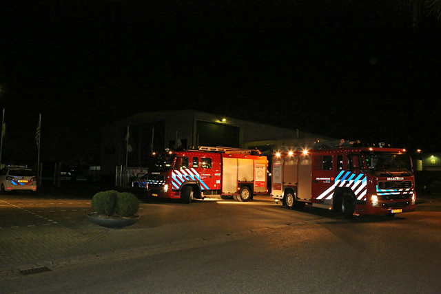 Onderzoek naar bootbrand in Waalwijk