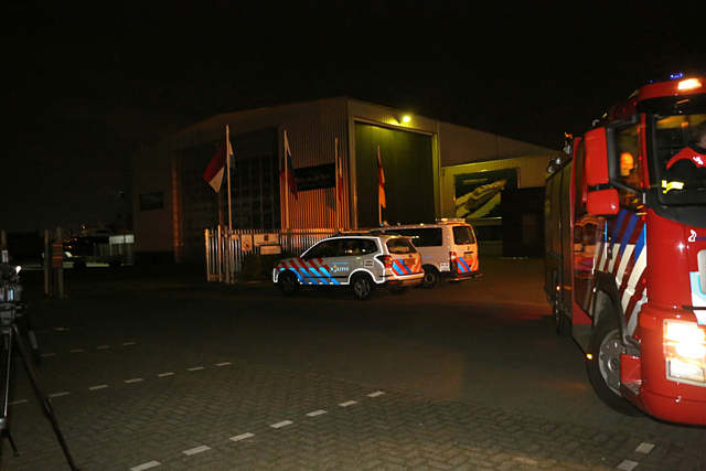 Onderzoek naar bootbrand in Waalwijk